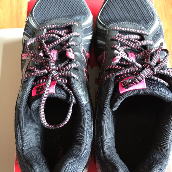 🖤💕Like New! New Balance      Shoes💕🖤 - Picture 6 of 11